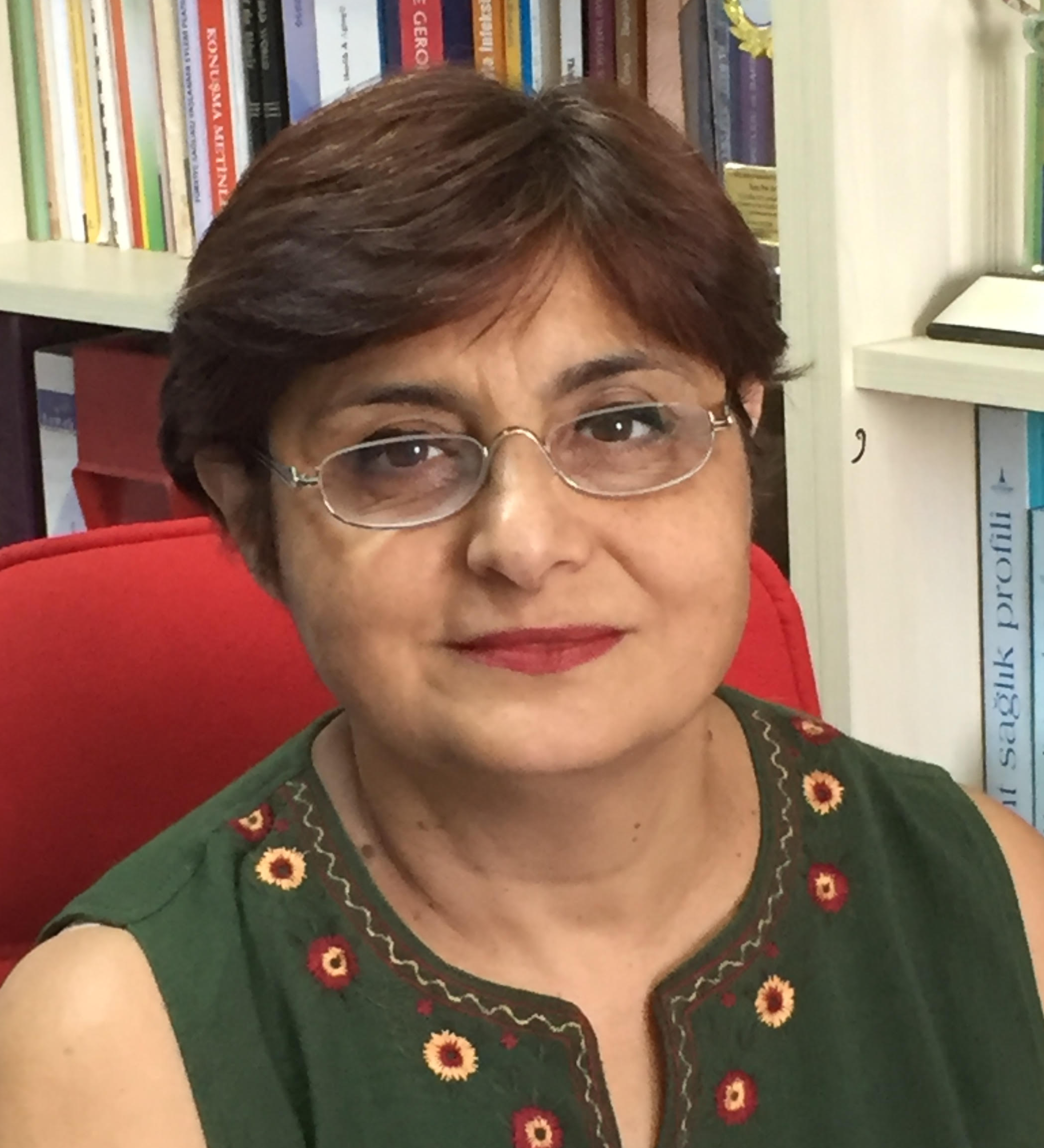 Dr. Türkan Günay