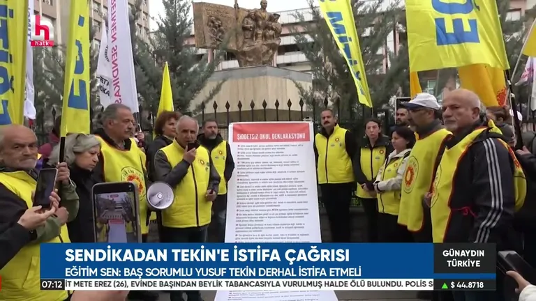 MEB Önündeki Yaşam Nöbetimizin Ardından Şiddetsiz Okul Deklarasyonumuzu Açıkladık / Halk TV