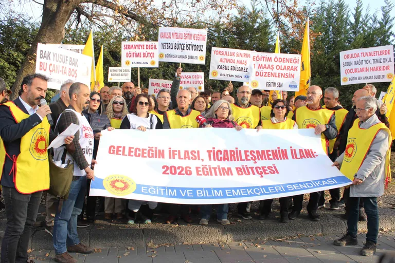 2026 Eğitim Bütçesi: Eşitsizliği Derinleştiren, Halkı Yoksullaştıran, Eğitimi Piyasalaştıran Bir "Yıkım" Bütçesidir!