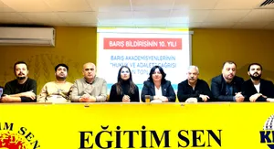 Hukuksuzluk Derhal Son Bulmalı, İhraç Edilen Barış Akademisyenleri Görevlerine Derhal İade Edilmelidir!