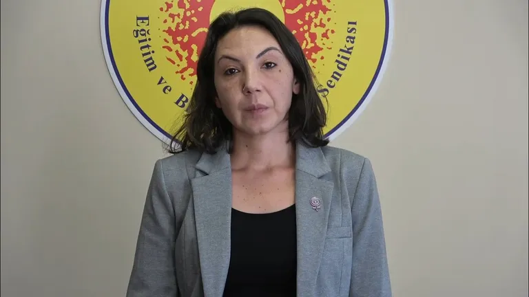 Eğitim Sen Merkez Kadın Sekreteri Simge Yardım, Tüm Kadınları 10 Ocak Ankara Kadın Mitingine Çağırdı