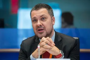 EU to pay Libya to keep refugees out of Europe