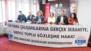 Garabet Değil, Gerçek Bir Toplu Sözleşme İkramiyesi, Grev Hakkıyla Tamamlanmış Gerçek Bir Toplu Pazarlık İstiyoruz!