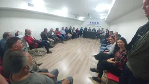 Maaşlarımıza Ek Artış İstiyoruz!