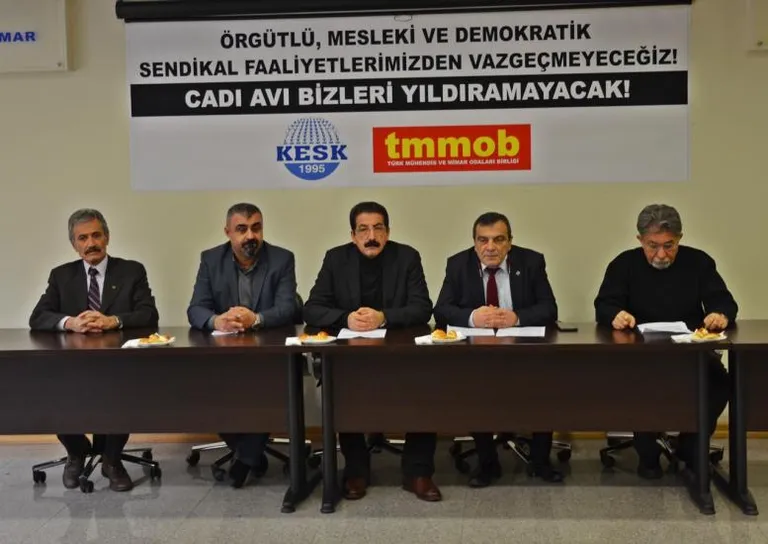 KESK-TMMOB: Örgütlü, Mesleki ve Demokratik Sendikal Faaliyetlerimizden Vazgeçmeyeceğiz!