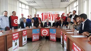 KESK-DİSK-TMMOB-TTB: 1 Mayıs TAKSİM Alanlarına!