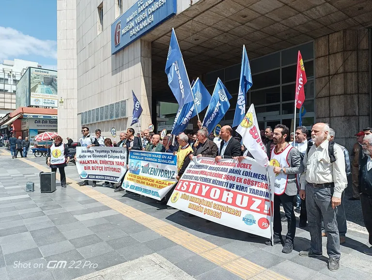 Bütün İllerde Alanlardaydık: Boş Vaatlere Karnımız Tok!  İnsanca Yaşam Ücreti, Güvenceli Çalışma İstiyoruz!