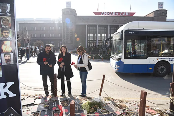 Barış Karanfillerimizi AB Temsilcisi İle Birlikte Andık!
