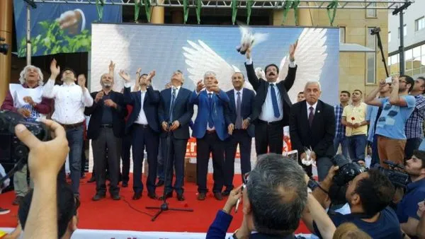 10 Ekim’de Yitirdiklerimiz İçin Adana’da Barış Anıt'ı Açıldı!