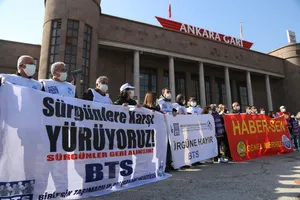 TCDD Ankara Gar önününden hep birlikte seslendik: Bizler asla boyun eğmeyen emekçileriz!