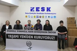 Öfkemizle İsyanımızla Kadın Dayanışmasını Örüyor, Yaşamı Yeniden Kuruyoruz!