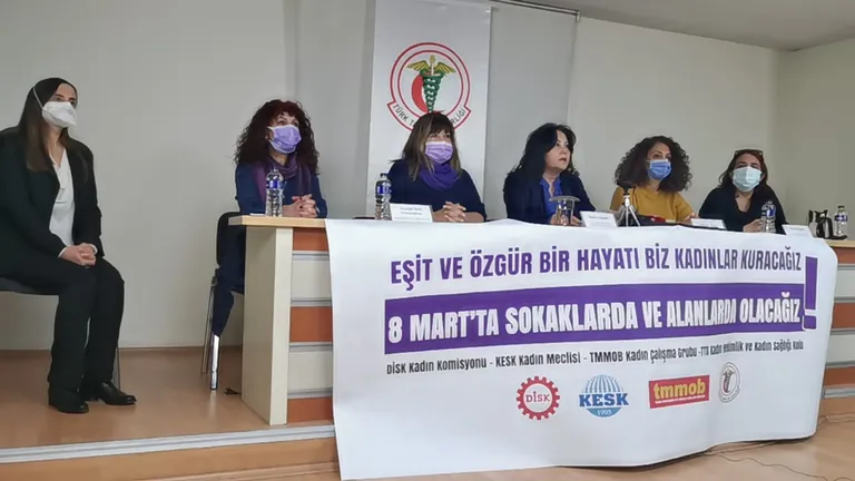Eşit ve Özgür Bir Hayatı Biz Kadınlar Kuracağız, 8 Mart’ta Sokaklarda ve Alanlarda Olacağız!