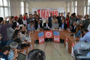 EMEK-BARIŞ-DEMOKRASİ İÇİN HAYDİ 1 MAYIS'A!