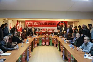 Krize Karşı Emeğin Haklarını Savunmak İçin Omuz Omuza!