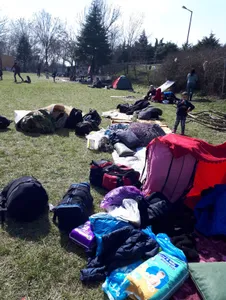 Sınırsız, Sömürüsüz, Sürgünsüz Bir Dünya İstiyoruz!