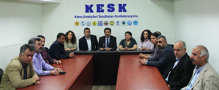 Siyasal Kanalların Kapatılması Halk İradesine Darbedir!