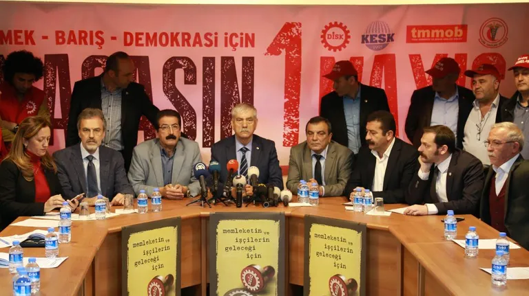 ‘HAYIR’ını Al Da Gel! Emek Barış Demokrasi İçin Yaşasın 1 Mayıs!