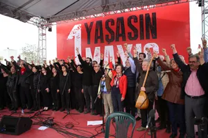 Milyonlar 1 Mayıs Meydanlarında #Hayır'da Birleşti!