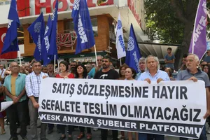 Memur Sen Şaşırtmadı!  Yine Bir Satış Sözleşmesine İmza Attı! Kamu Emekçileri Ve Tarih Satış Sözleşmesine İmza Atanları Affetmeyecektir!