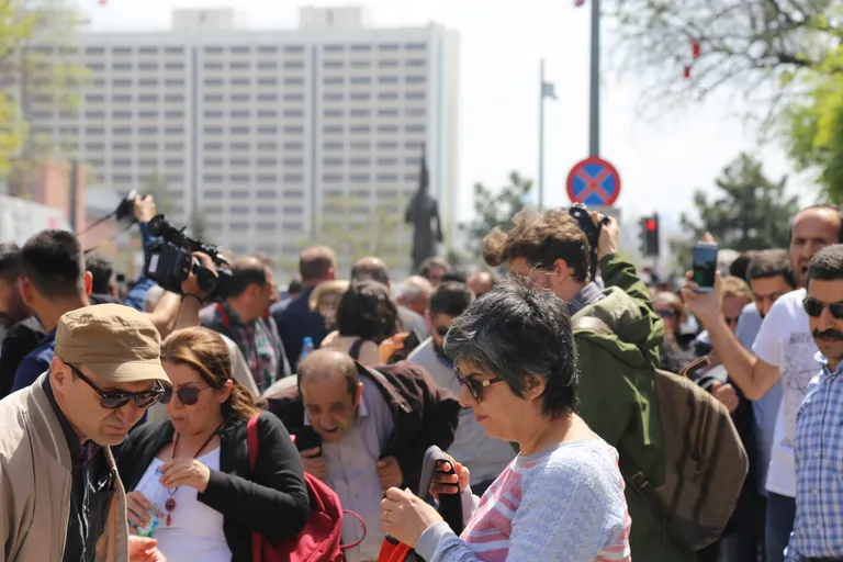 İnsanca Yaşam ve İş Güvencemiz İçin OHAL'e HAYIR!