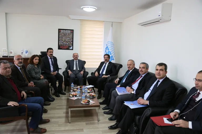 Çalışma Bakanı Müezzinoğlu'ndan Konfederasyonumuza Ziyaret!