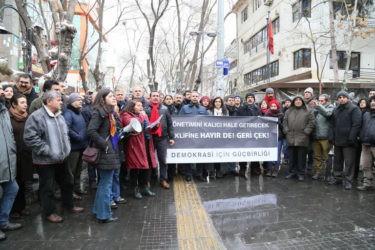 Tek Adam Yönetimini Kalıcı Hale Getirecek Anayasa Teklifini Geri Çekin!