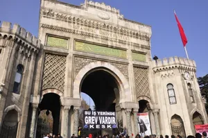 İstanbul Üniversiteler Şubesi: Kazanan Biz Olacağız!