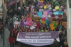 25 Kasım’da Kadınlar “Darbelere, Savaşa,  Güvencesizliğe Ve Şiddete Karşı Biz Kazanacağız!” dedi!