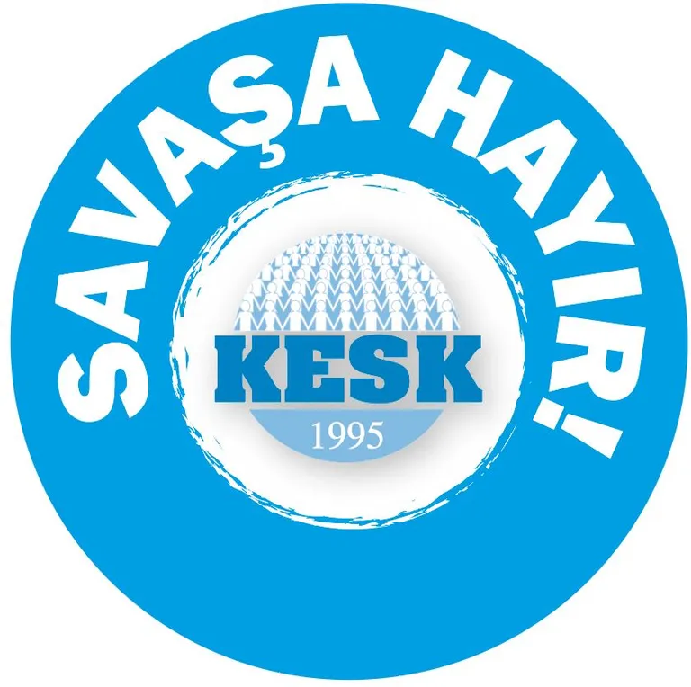 Kokartlarımızı Takıyoruz: Savaşa Hayır! Barış Hemen Şimdi!