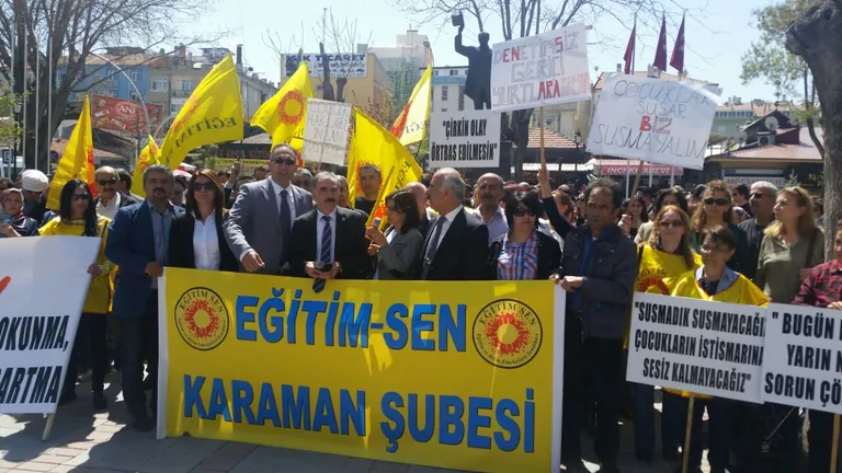 MEB’i Göreve Aile Bakanı’nı İstifaya Davet Ediyoruz