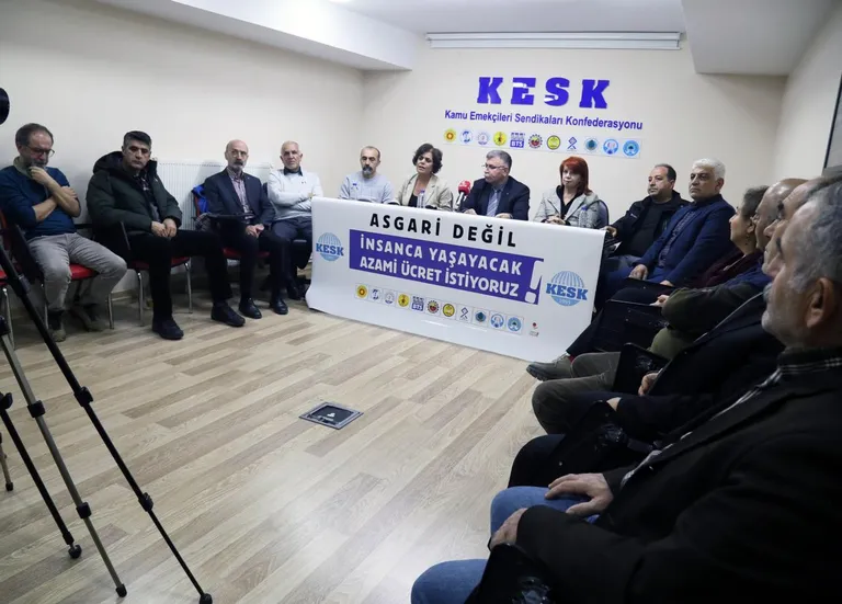 Asgari Değil, İnsanca Yaşayacak Azami Ücret İstiyoruz!