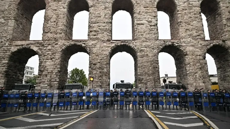 Uluslararası Sendikalar Konfederasyonu (ITUC) 2024 Küresel Sendikal Haklar Endeksini yayınladı: Türkiye En Kötü 10 Ülke Arasında Yer Alıyor.