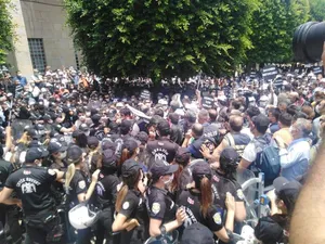 Savunmayı Etkisizleştirme, Bölme, Yandaş Kurumlara Yenilerin Ekleme Hevesinden Vazgeçilmelidir!