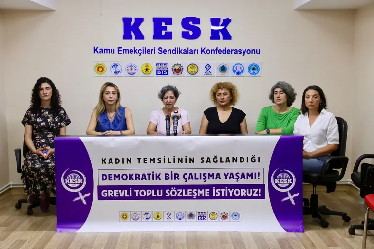 KADINLARIN TEMSİL EDİLDİĞİ GREVLİ TOPLU SÖZLEŞME HAKTIR!