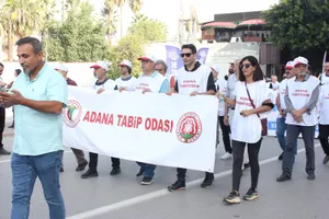 ADANA 22 KASIM Bütçemitingi13.jpg