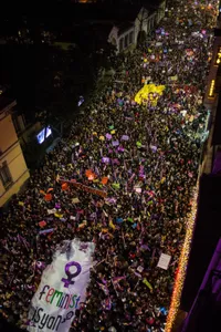8 mart 2026 istanbul feminist gece yürüyüşü.jpeg
